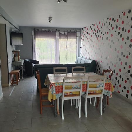 Au Relais Du Canal A Grand Gabarit Nesle Dış mekan fotoğraf