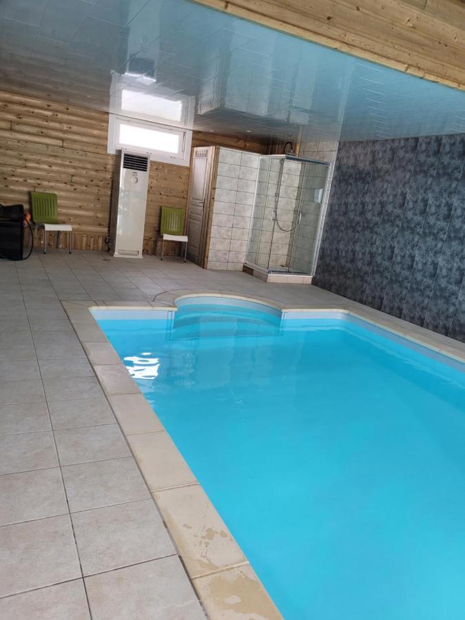 Au Relais Du Canal A Grand Gabarit Nesle Dış mekan fotoğraf